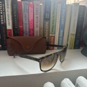 Ray-Ban women’s boyfriend flat top sunglasses with case